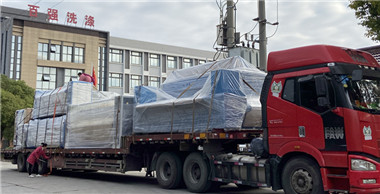 一天連發六車，百強洗滌設備到底強在哪里？