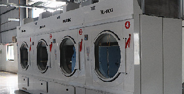 食品公司洗衣房需要采購(gòu)哪些設(shè)備 如何配置